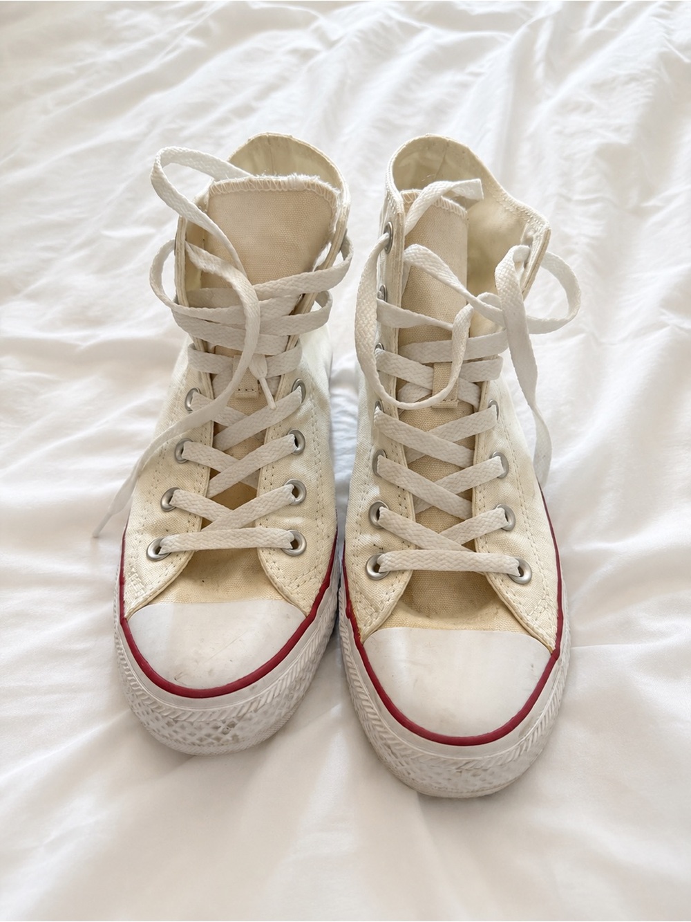 Converse Chuck Taylor All Star High Top Sneakers Off White Women’s Size 8